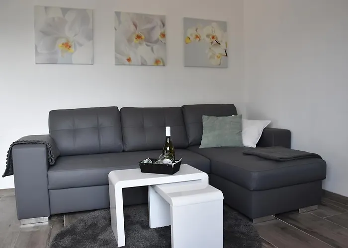 Marianne Saint Wolfgang