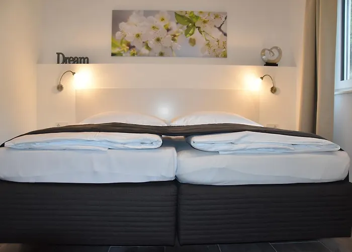 Marianne Saint Wolfgang